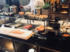 自助取餐区-富力丽思卡尔顿酒店·香荟全日制餐厅