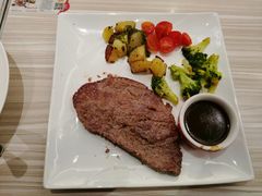 -必胜客(东大桥店)