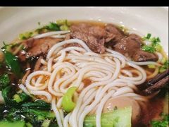 -湘人龙记老长沙米粉(鸟巢店)