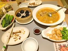 -桂满陇·手作小笼包&江南叫花鸡(中山公园店)