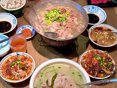 -肖四女乐山跷脚牛肉(滨江天街店)