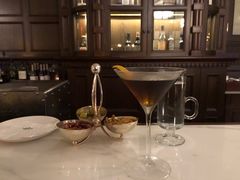 -LONG BAR 廊吧(外滩华尔道夫酒店)