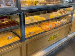 -鲍师傅糕点(江苏路店)
