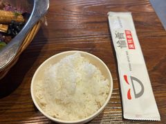 -愉肴麻辣香锅(中山路店)