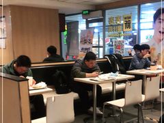 大堂-麦当劳(东直门外大街店)