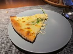 -卡普里披萨·牛扒·下午茶