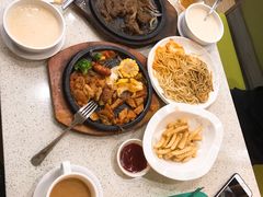-明记港式烧腊茶餐厅(下沙店)
