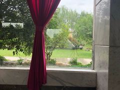 -陕西华浮宫酒店(未央湖公园店)