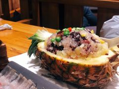 -老滇山寨•云南特色菜•地方菜•民族风情歌舞表演(金碧店)