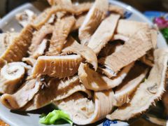 -白乐天毛肚火锅馆(解放碑店)