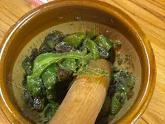 擂辣椒皮蛋-甲王二老长沙口味馆