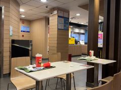 -麦当劳(乳山路店)