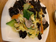-鹤乡东北菜(崮山路店)