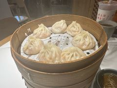 -馋三尺蟹粉小笼(人民广场店)