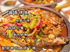 -鸣记脆皮烤鱼·海鲜烤鱼(三八广场店)