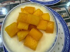 -广信牛奶甜品世家(台东店)