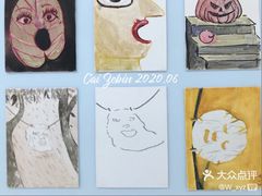 -胶囊画廊