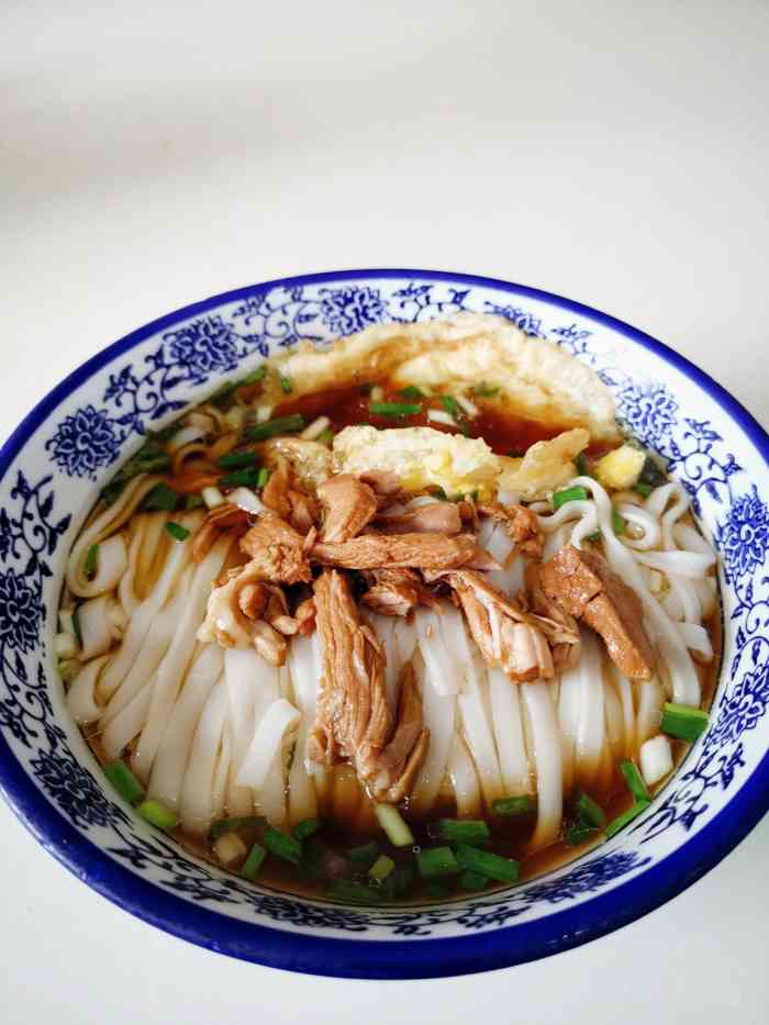 老长沙炒码粉馆(裕民店)-"为了找吃的穿街走巷,码就是粉汤里的配菜,.