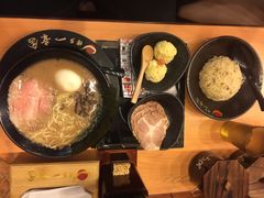 博多一幸舍(侨福芳草地店)-博多一幸舍(侨福芳草地购物中心店)