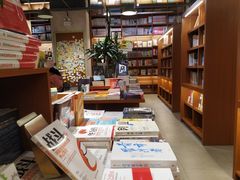 -博览书店(越秀悦汇天地店)