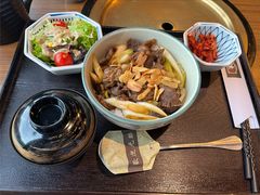 牛筋饭-炼火烤肉店