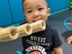 -爱睿思儿童早教亲子游泳(万象城店)