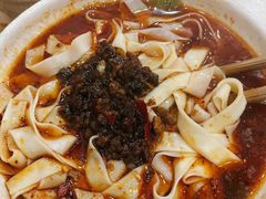 -雷祖芳老妈蹄花店