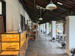 -喜洲吧·江畔老船厂·庭院餐厅(喜临院店)