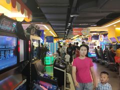 -爱玩嘉年华(江北一店)