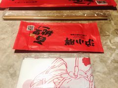 -沪小胖小龙虾(淮海中路旗舰店)