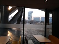 -麦当劳(国家体育场南路店)
