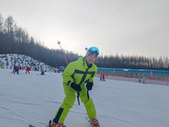 -亚布力新体委滑雪场