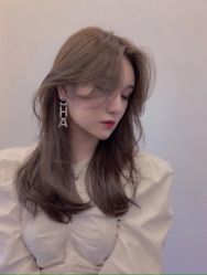 -环球蝶上美业连锁