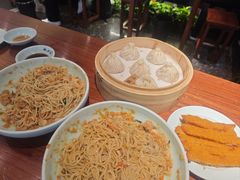 -裕兴记•蟹黄面馆(人民广场店)