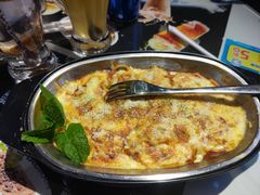 招牌秘制肉酱焗意粉-開籠雀冰室(同和金铂店)