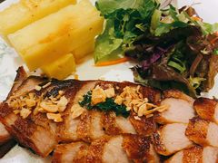 传统烤猪颈肉配酸甜酱-美奈小馆·东南亚菜(福田星河COCO Park店)