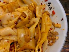 猪油拌粉-盟重烧烤(东瓜山创始店)