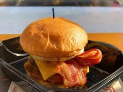 -The Habit Burger Grill 哈比特汉堡(复兴soho店)