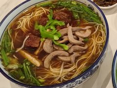 -镇南锅盖面馆(解放路店)