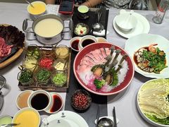 -红鼎豆捞·非遗鲍皇汤火锅(宝丰路店)