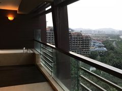 -三亚湾海居铂尔曼度假酒店