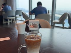 -深圳国际会展中心希尔顿酒店(前海华发冰雪世界店)