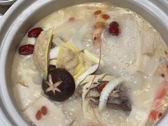 -三人行骨头王火锅(长寿店)