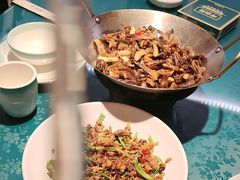 -呷湘厨·鱼汤捞饭·剁椒鱼头·辣椒炒肉(国家会展中心店)