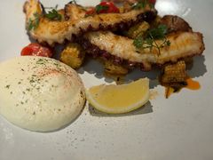 碳烤章鱼腿-LESCEDARS Brasserie Bistro香柏树