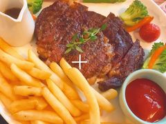 顶级澳洲进口带骨牛排-Kitchen·Y洋厨房西餐厅(王府壹号店)