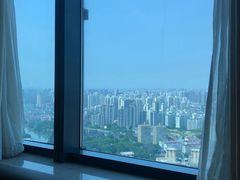 -上海龙之梦万丽酒店