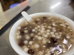 -芳婆糕团店(王府大街店)