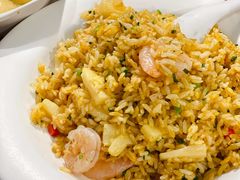 -新大咀港式茶餐厅(宝山万达店)