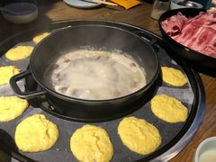 -三人行骨头王火锅(长寿店)